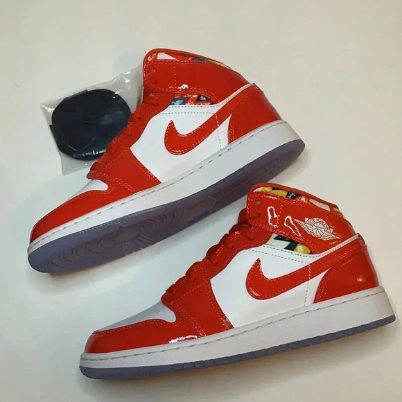 Air Jordan 1 Mid Sneakers Barcelona Chile Red - Picture 3 of 10